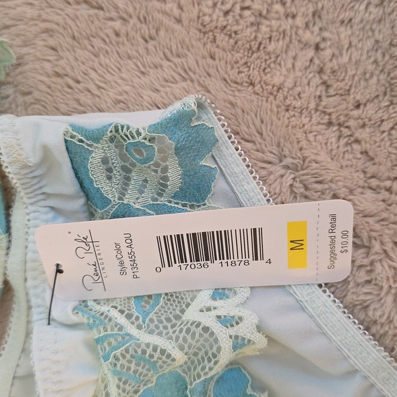 Floral Lace Bra and Panty Set - Picture 3 of 3